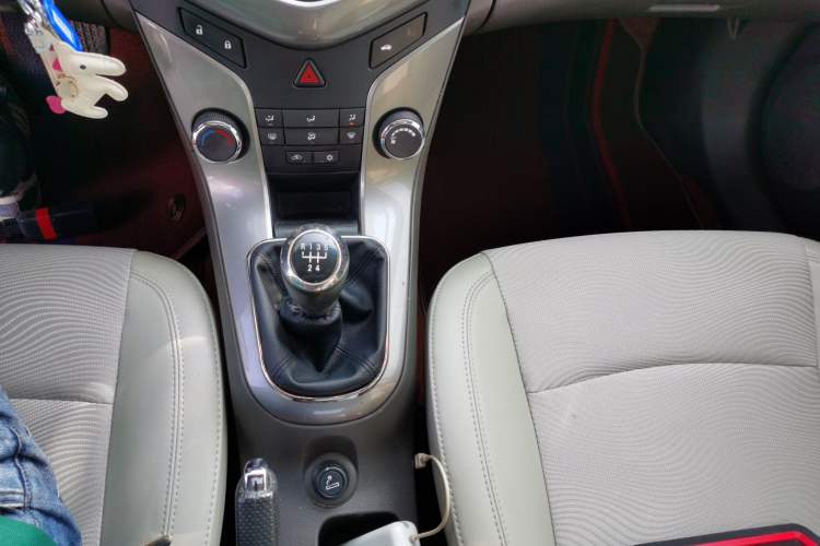 Used Chevrolet Cruze 2015 1.5L Classic SE MT