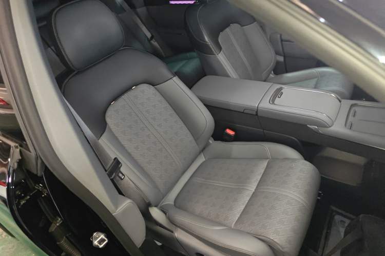 Used Zeekr 7X 2025 75 kWh Rear-Wheel Drive Intelligent Driving Version