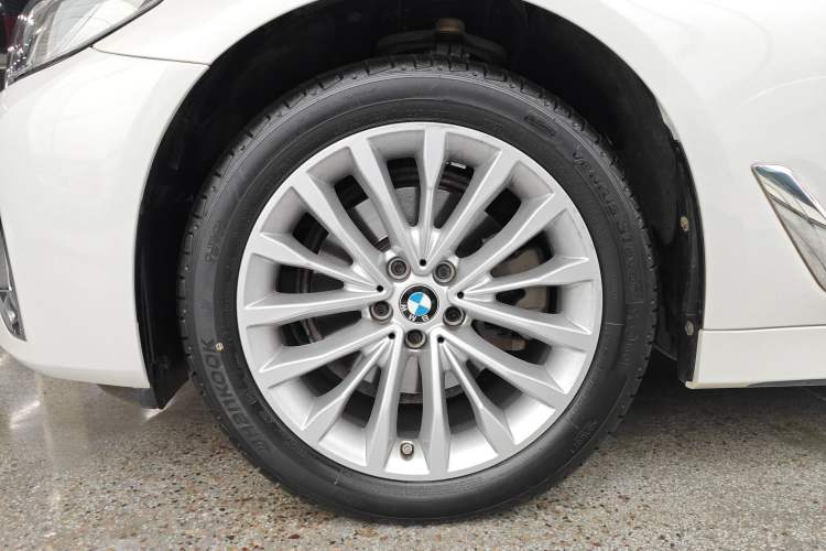 Used BMW 5 Series 2022 Second Facelift 525Li Luxury Package