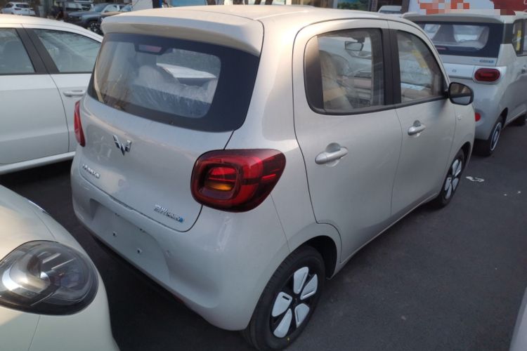 Used Wuling Hongguang MINIEV 2025 Four-Door Version Advanced Edition
