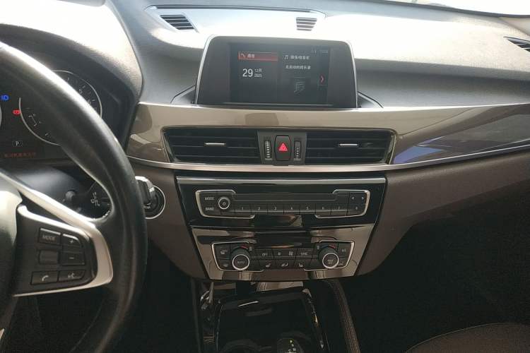 Used BMW X1 2018 sDrive18Li Luxury Model