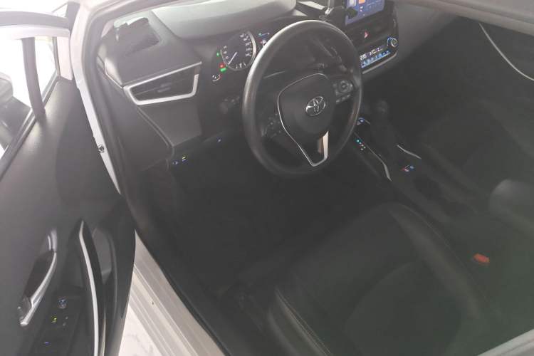 Used Toyota Corolla 2022 Dual-Motor 1.8L E-CVT Pioneer Edition
