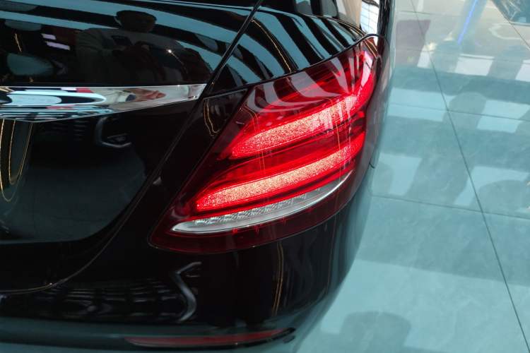 Used Mercedes-Benz E-Class 2020 Restyled E 300 L Sporty and Stylish Edition