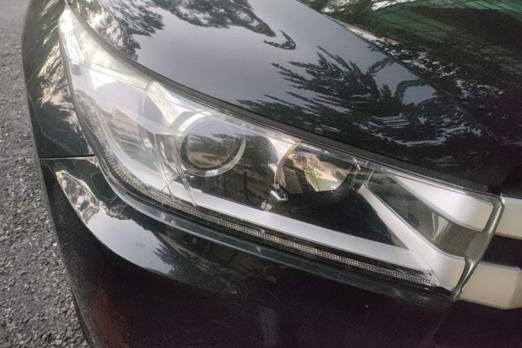 Used Toyota Highlander 2018 2.0T Two-Wheel Drive Luxury Edition 7 Seats China VI Standard
