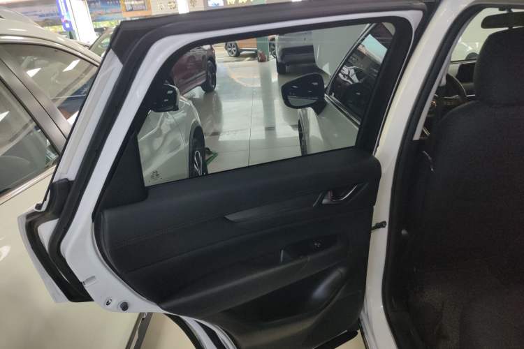 Used Mazda CX-5 2017 2.0L Automatic 2WD ZhiShang Trim China V Standard
