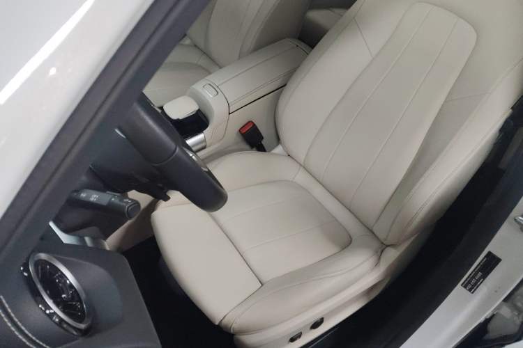 Used Mercedes-Benz GLB 2021 GLB 180 Dynamic Edition
