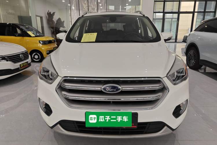 Used Ford Kuga 2018 EcoBoost 180 Two-Wheel-Drive Platinum Edition

