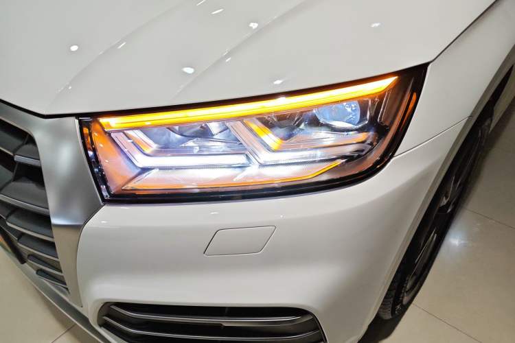 Used Audi Q5L 2020 Updated 40 TFSI Prestige Fashion Edition
