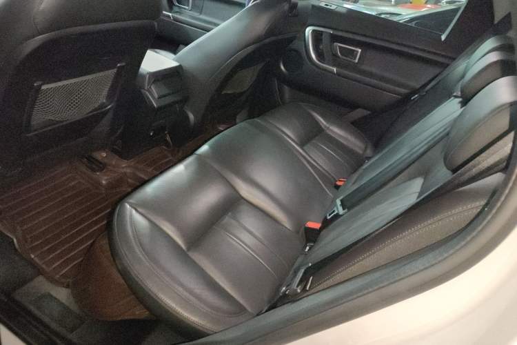 Used Land Rover Discovery Sport 2018 240 PS SE Version
