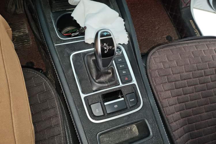 Used BYD Song MAX 2019 1.5T Automatic Smart Connect Ruiyi Model 7 Seats China V Emission Standard
