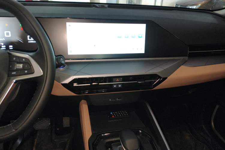 Used Geely Auto Haoyue PRO 2024 1.5T DCT Zongheng+
