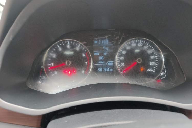 Used FAW Senya R7 2016 1.6L manual luxury version