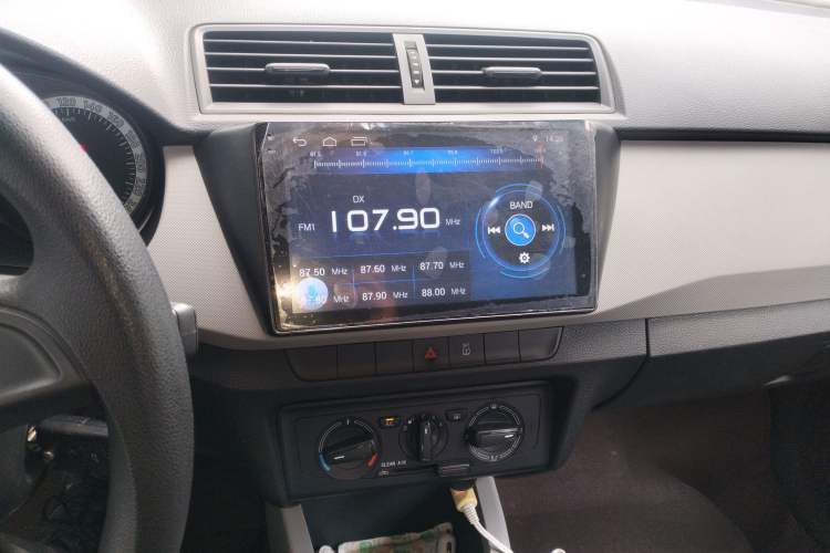 Used Skoda Fabia 2017 1.4L Automatic Car Enjoy Edition
