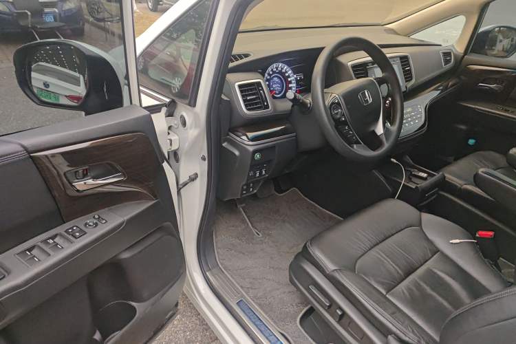 Used Honda Odyssey 2018 2.4L Luxury Edition
