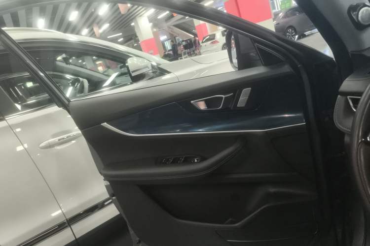 Used Chery Tiggo 7 PLUS 2021 Kunpeng Edition 1.6 TGDI DCT Prestige Model
