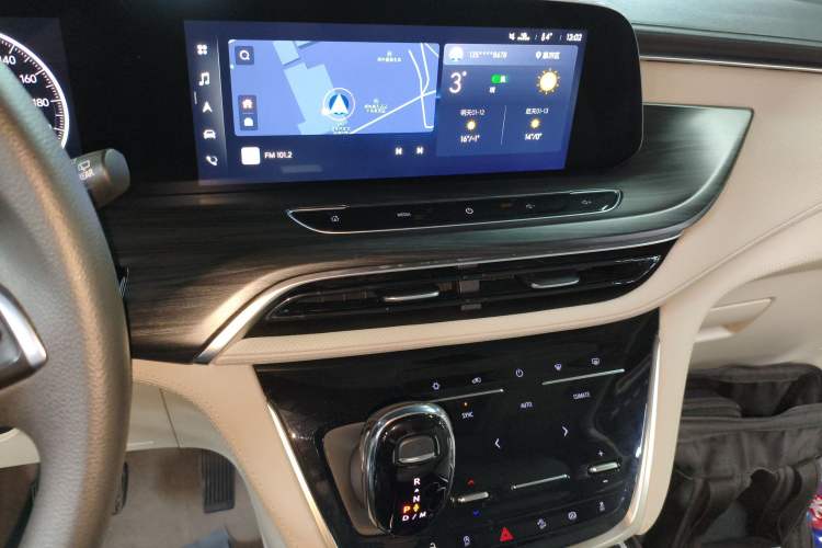 Used Buick GL8 2023 ES Lu Zun Comfort Model