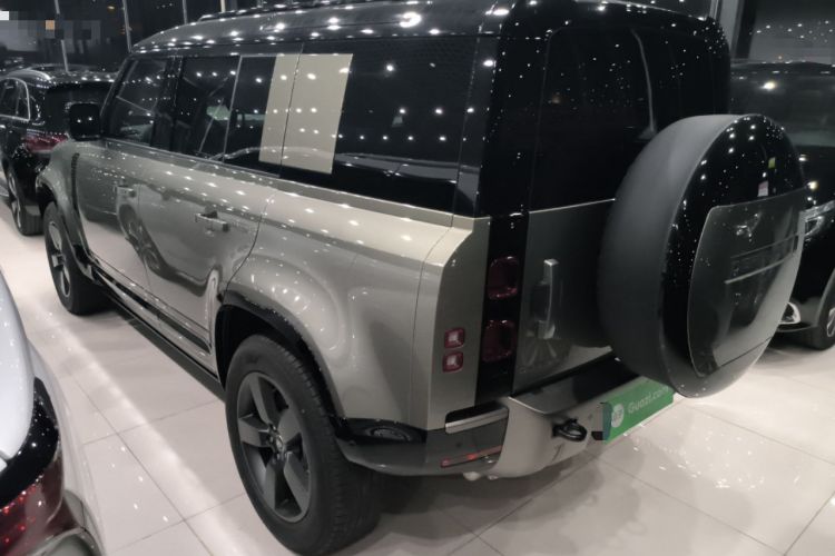 Used Land Rover Defender 2025 110 3.0T P400 – Dynamic HSE