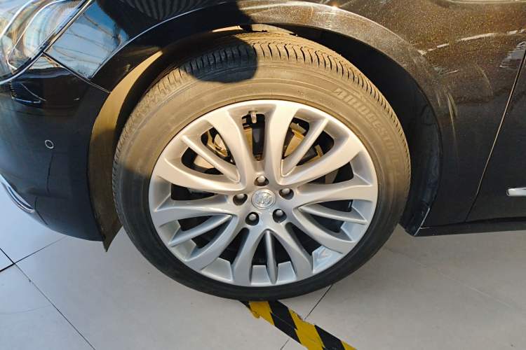 Used Buick LaCrosse 2019 28T Luxury Model
