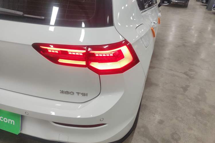 Used Volkswagen Golf 2021 280TSI DSG R-Line
