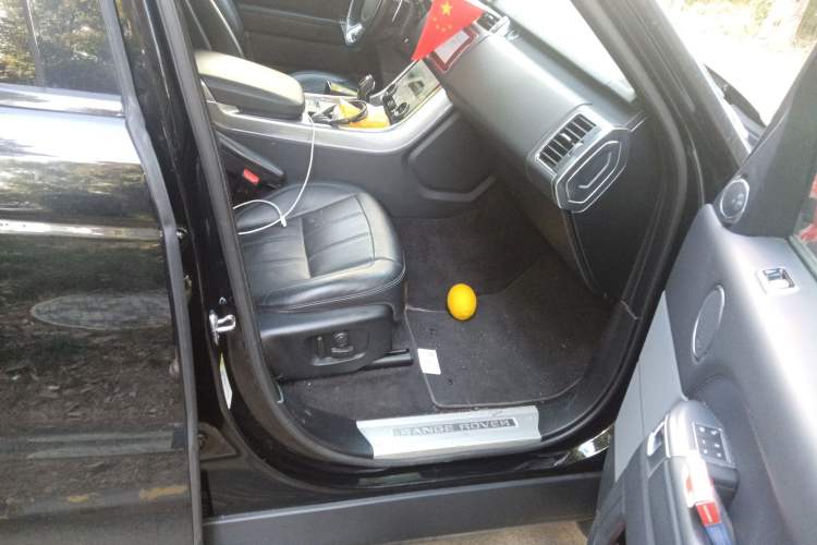 Used Land Rover Range Rover Sport 2019 3.0 L6 HSE DYNAMIC
