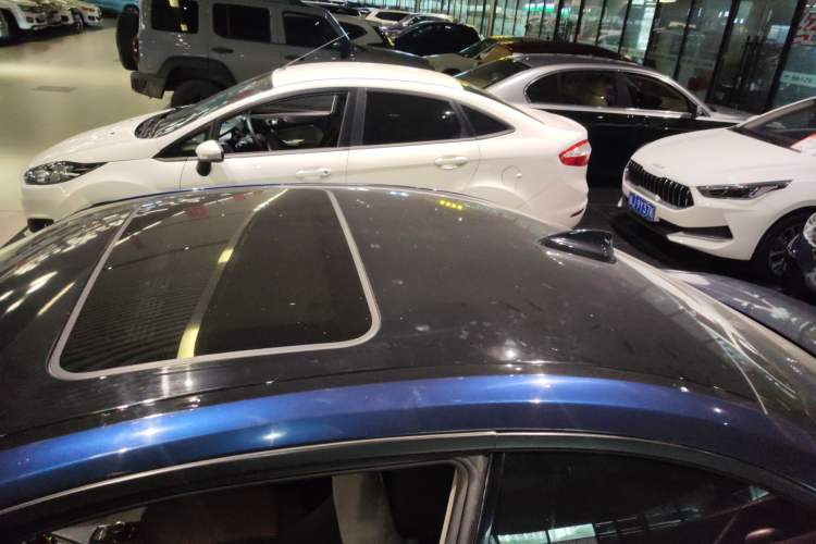 Used BMW 2 Series 2017 220i Leading Model
