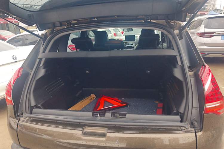 Used Peugeot 3008 2013 2.0L Automatic Trend Edition