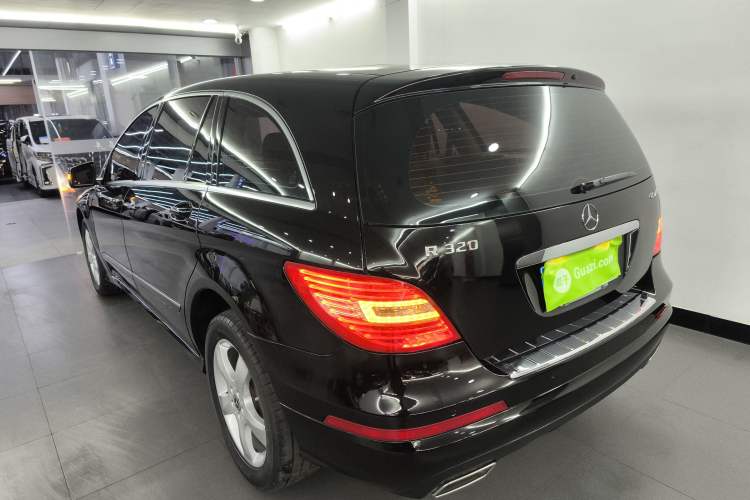 Used Mercedes-Benz R-Class 2014 R 320 4MATIC Luxury Model
