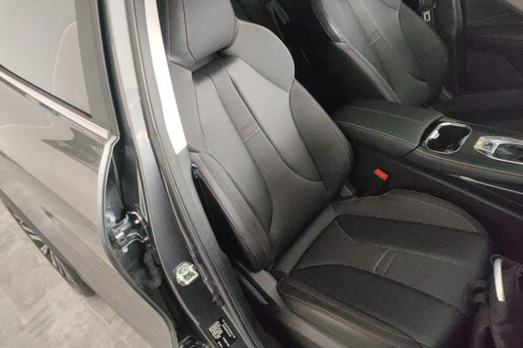 Used Oshan X5 2021 Revised Version 1.5T DCT Luxury Edition