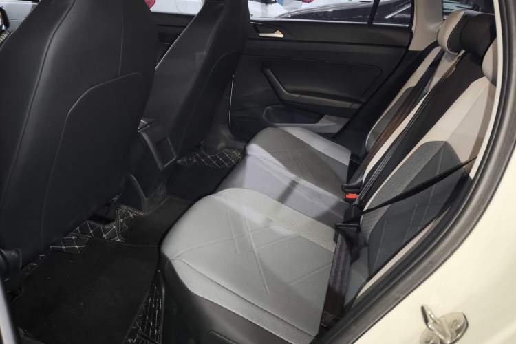 Used Volkswagen Lavida 2023 New Sharp 1.5L Automatic Outstanding New Vision Edition
