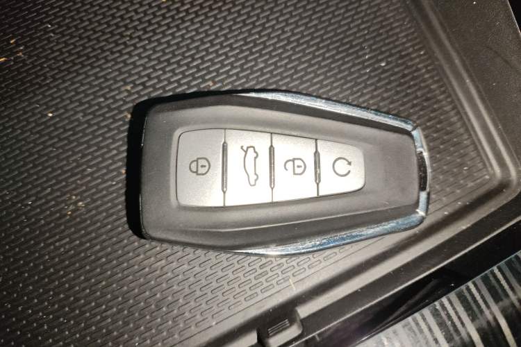 Used Geely Auto Monjaro L 2021 2.0TD DCT EVO Two-Wheel Drive Prestige Version
