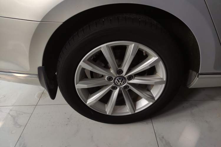 Used Volkswagen Magotan 2019 330TSI DSG Leading Edition China V Standard
