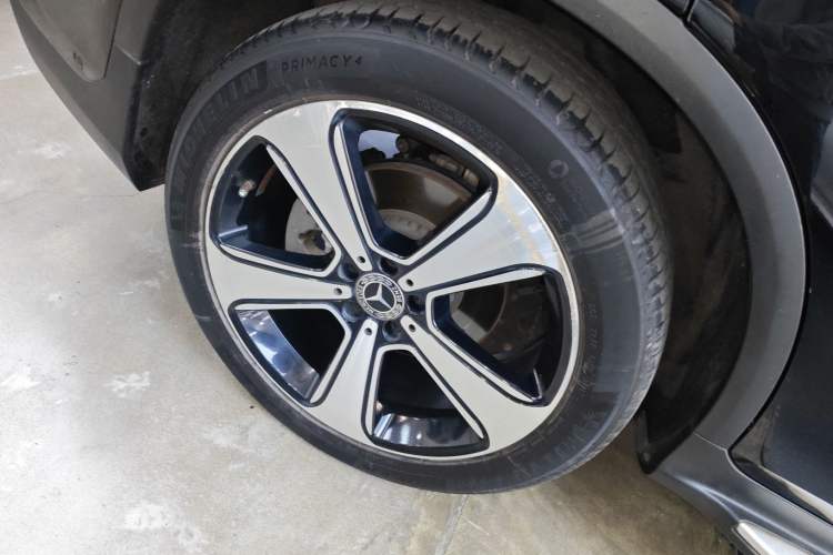 Used Mercedes-Benz GLC 2019 GLC 300 L 4MATIC Dynamic Model