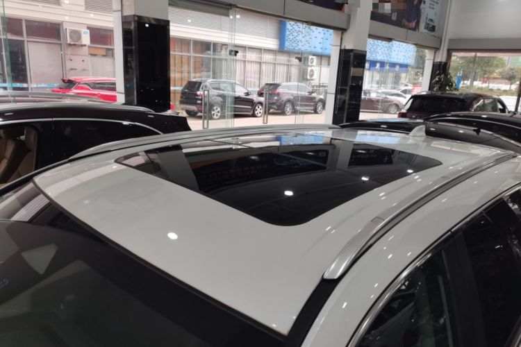 Used Honda CR-V 2023 240TURBO Two-Wheel Drive Deluxe Edition 7 Seats
