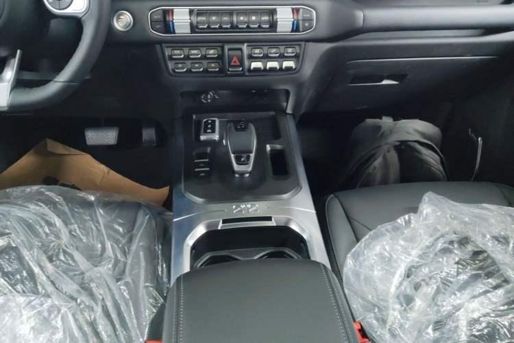 Used  T01 2024 2.0T Explorer
