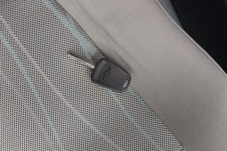 Used Chevrolet Aveo Sonic 2014 Sedan 1.4SL AT Stylish Sunroof Edition