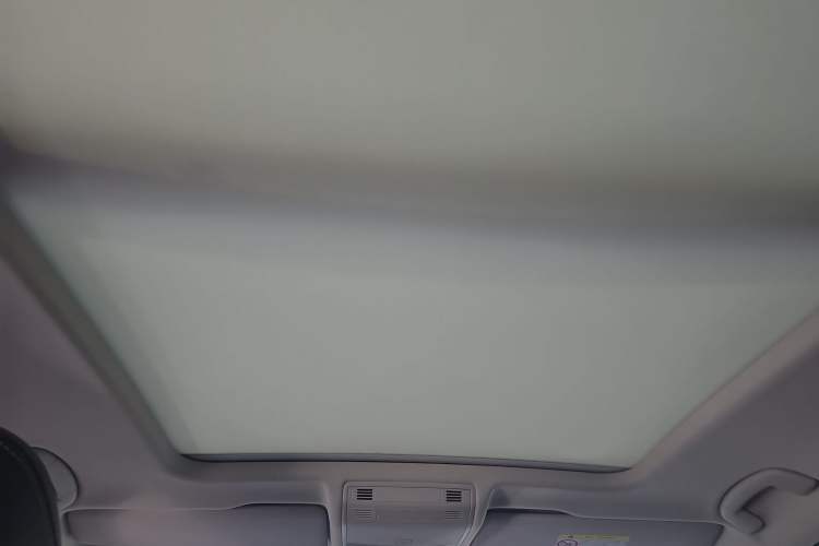 Used Volkswagen Tayron 2020 330TSI Two-Wheel Drive Luxury Smart Connectivity Version