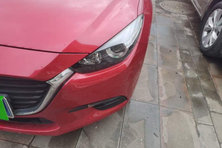 Used Mazda Mazda 3 Axela 2017 Sedan 1.5L Manual Comfort Model Emission Standard China V
