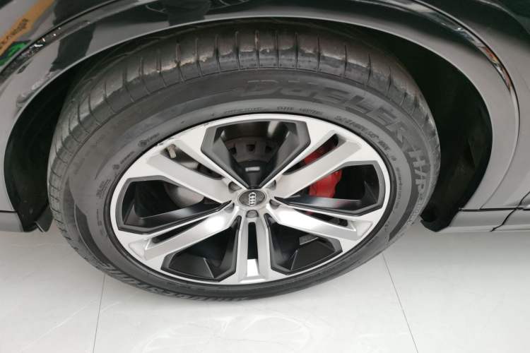 Used Audi Q7 2021 45 TFSI quattro S line Sport model