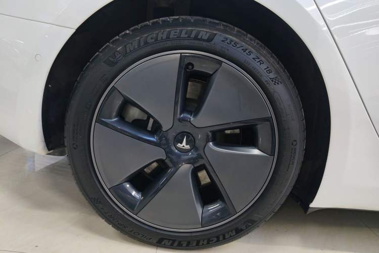 Used Tesla Model 3 2021 Standard Range Rear-Drive Upgraded Version
