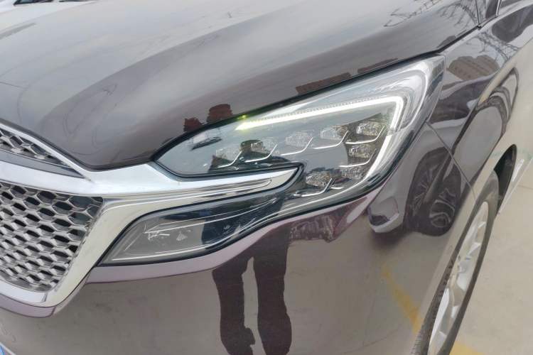 Used Buick GL8 2020 Avenir Avia Six-Seat Deluxe Edition