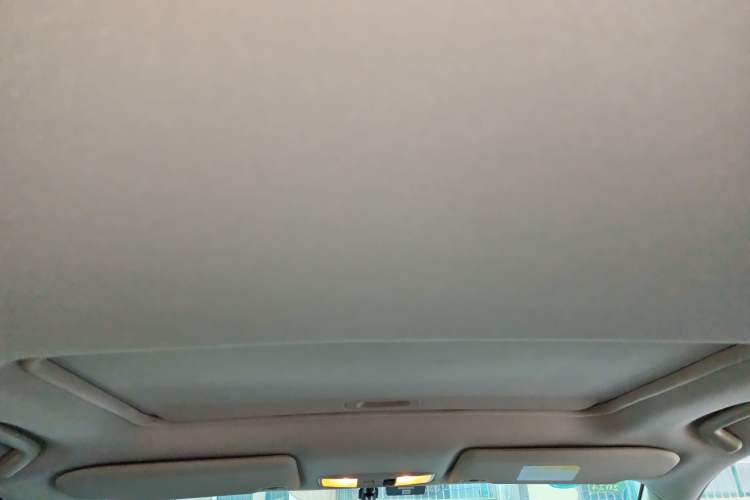 Used Mitsubishi Outlander 2019 2.0L Two-Wheel Drive Comfort Edition 5 Seats China VI Standard