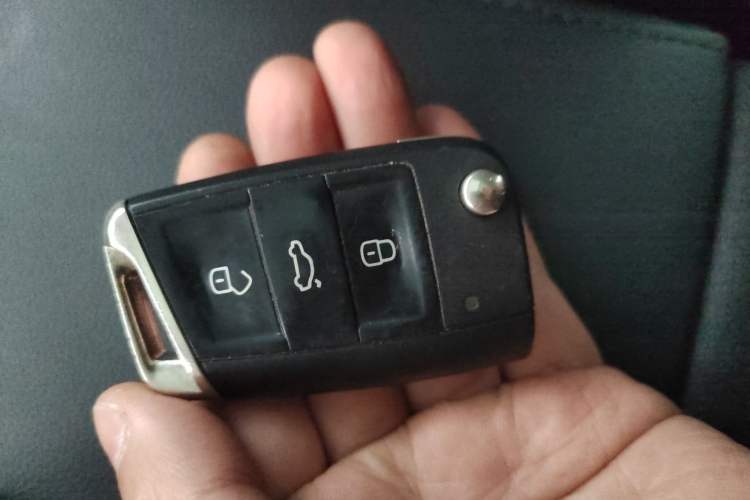 Used Volkswagen Lamando 2019 280TSI DSG Comfort Edition China VI standard
