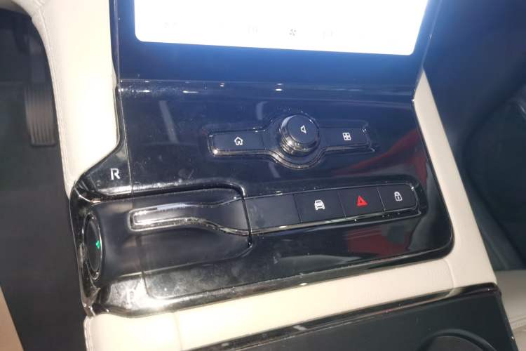 Used Nio ES8 2020 415 km Range 6-Seater Version
