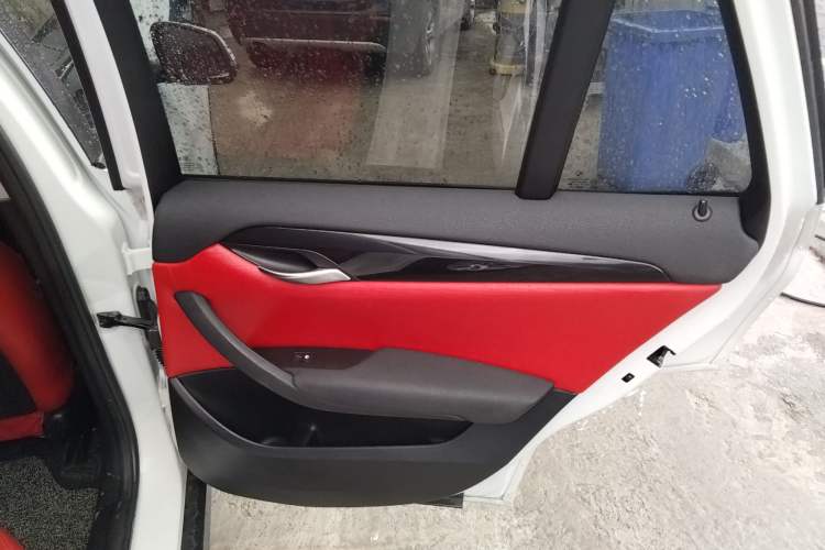 Used BMW X1 2015 sDrive18i Fashion Upgrade Edition
