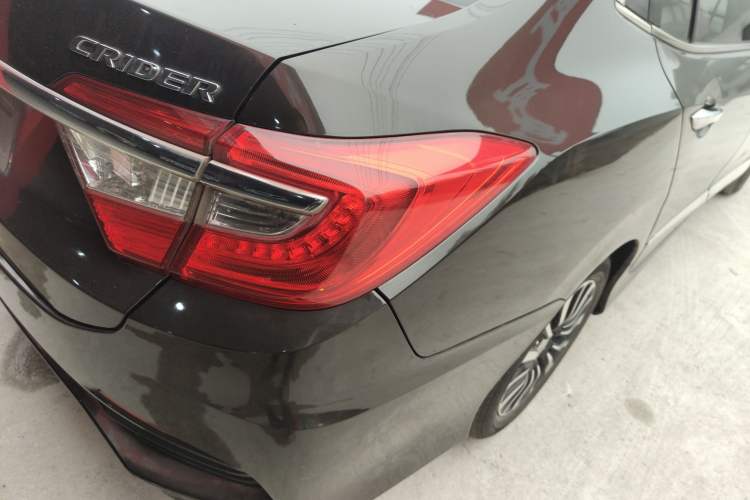 Used Honda Crider 2013 1.8L automatic comfort version
