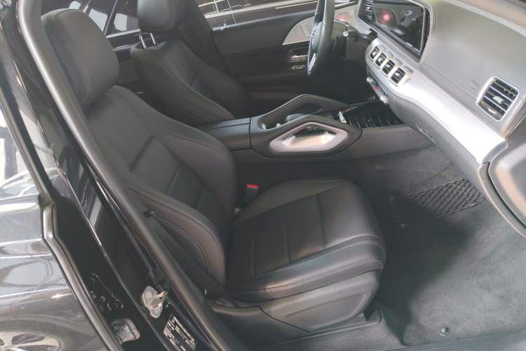 Used Mercedes-Benz GLE Coupe 2020 GLE 350 4MATIC Coupe SUV Luxury Model
