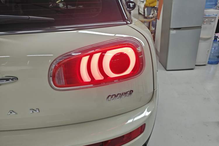 Used  Clubman 2016 1.5T COOPER Connoisseur Edition