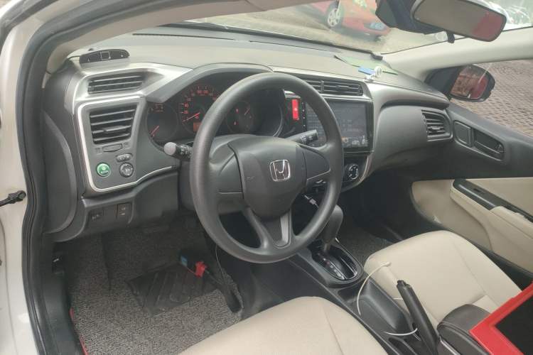Used Honda City 2015 1.5L CVT Comfort Version
