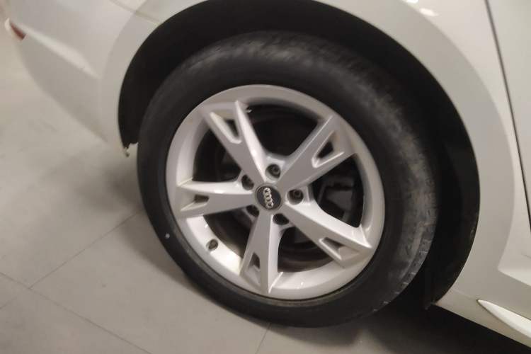 Used Audi A4L 2017 Plus 40 TFSI Ambition Model