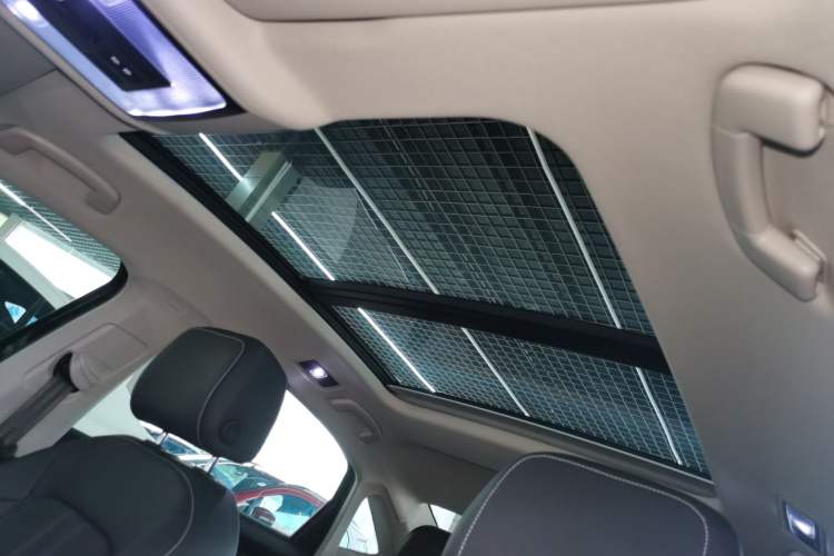 Used Volkswagen Passat 2025 Premium Version 380TSI Dragon Edition
